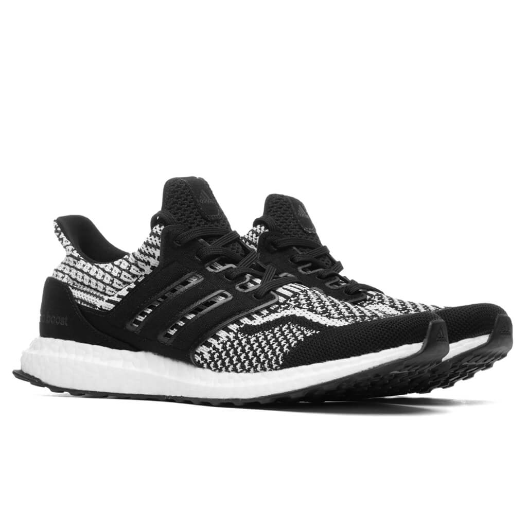 Women's Ultraboost 5.0 DNA - Core Black/Cloud White