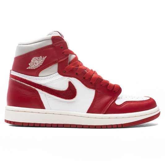 Women's Air Jordan 1 Retro High OG 'Varsity Red' - Light Iron Ore/Varsity Red/Sail