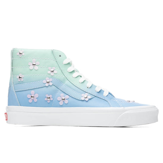 Vans x Sandy Liang x SpongeBob SK8-Hi 38 DX - Sandy Cheeks